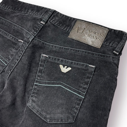 Armani Cordhose (27)